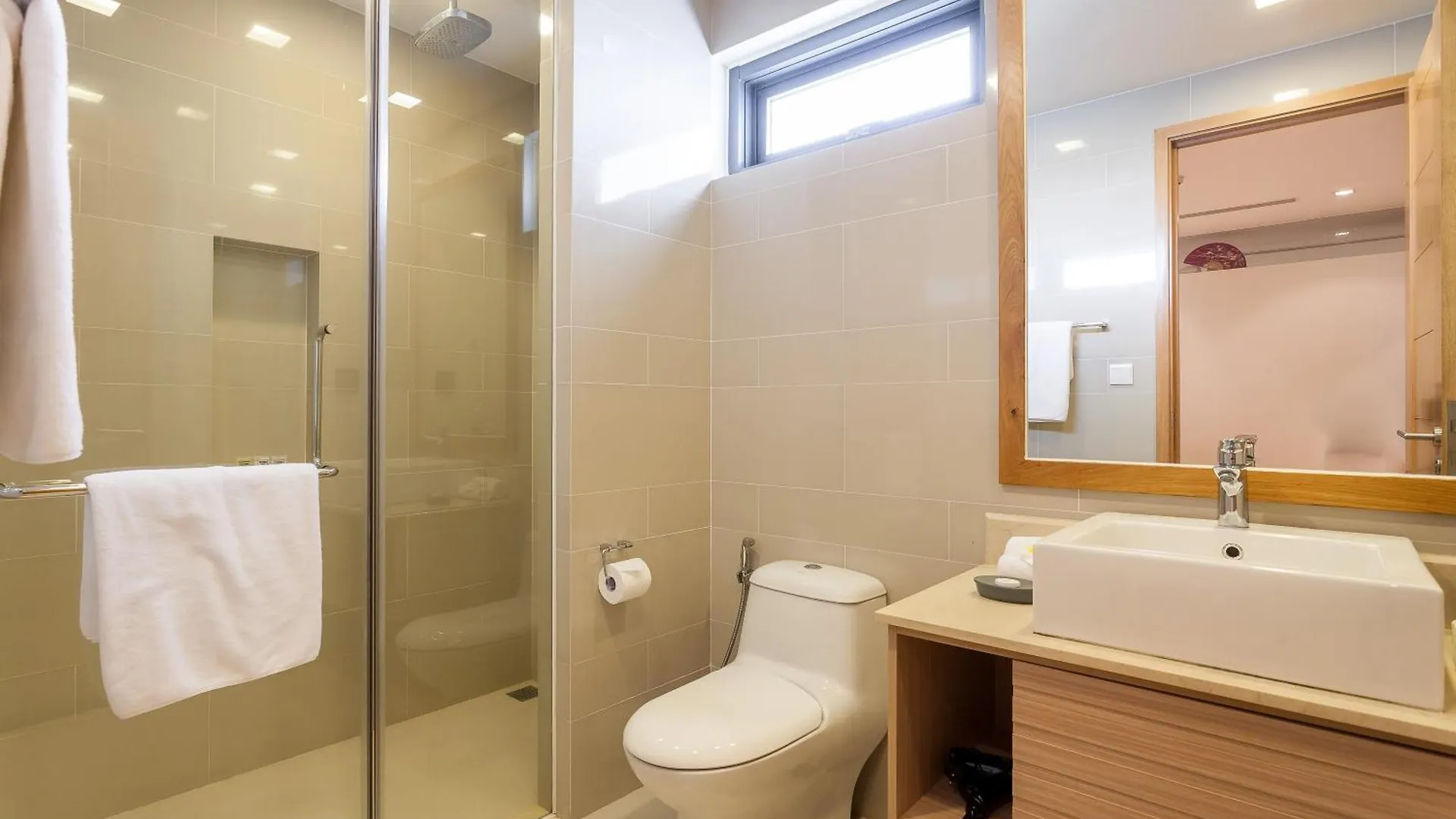 Ocean Apartment Two Bedrooms Da Nang